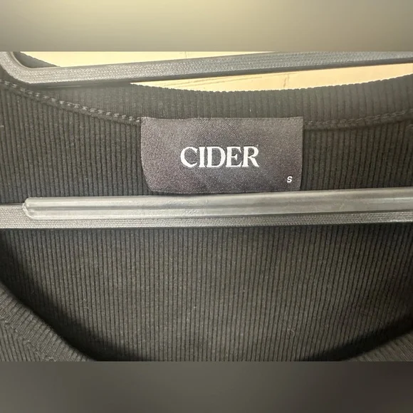 Cider Black Ribbed Button-Up Top - Picture 2 of 3